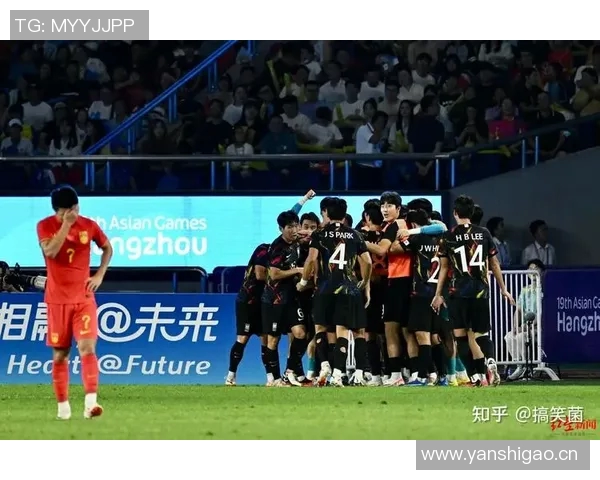 杭州足球队的转型之路在欧锦赛中的崭露头角与未来展望 杭州足球队的转型之路在欧锦赛中的崭露头角与未来展望