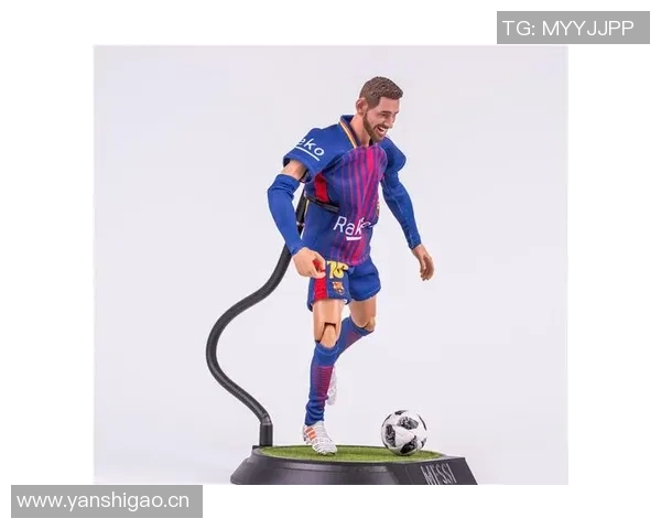 足球明星手办精美展示与详细介绍让你领略球场风采与艺术魅力